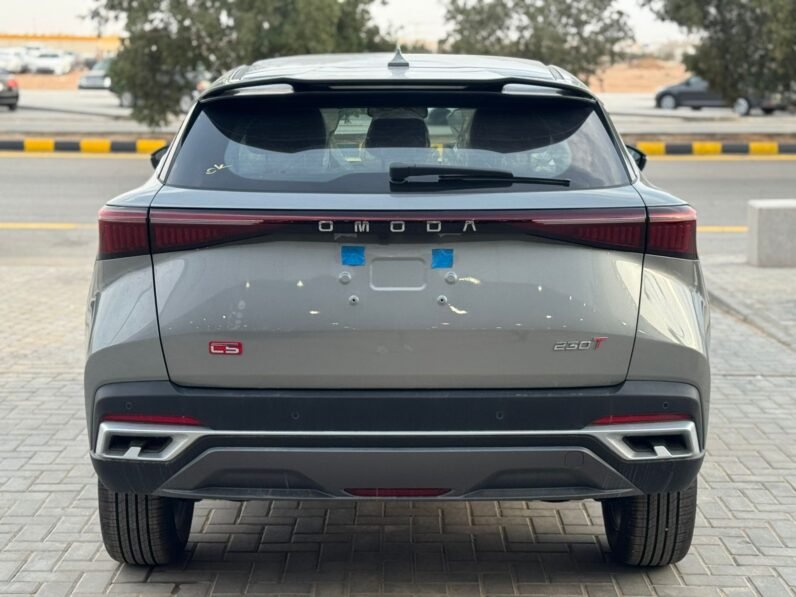 
								Omoda C5 comfort full									