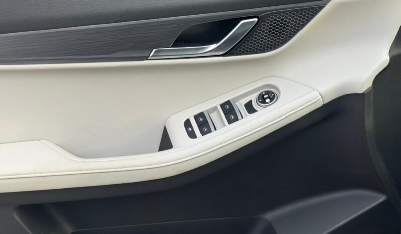 
								Jaecoo J5 luxury full									